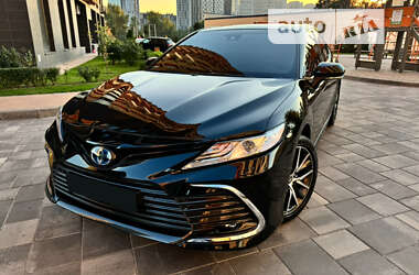 Toyota Camry 2023