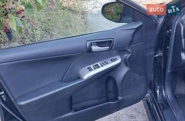 Седан Toyota Camry 2014 в Киеве