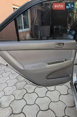 Toyota Camry 2004