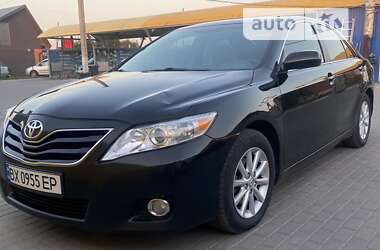 Седан Toyota Camry 2011 в Шепетовке