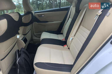 Седан Toyota Camry 2016 в 