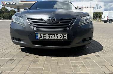 Седан Toyota Camry 2006 в Магдалинівці