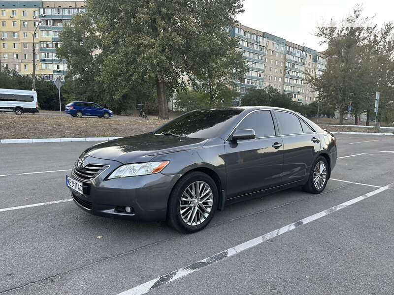 Седан Toyota Camry 2007 в Кам'янському