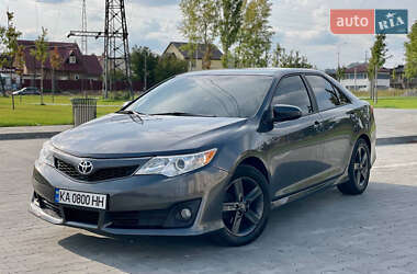 Toyota Camry 2012