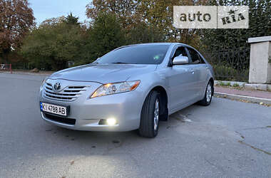 Седан Toyota Camry 2008 в Умані