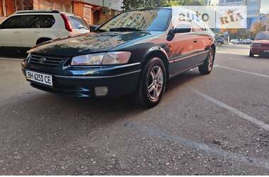 Седан Toyota Camry 1999 в Одесі