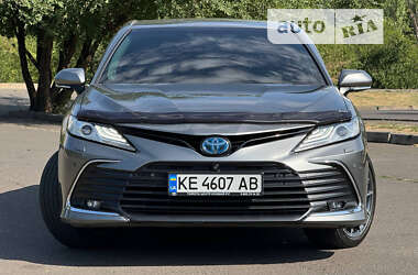 Седан Toyota Camry 2022 в Кривому Розі