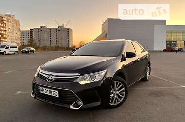 Седан Toyota Camry 2015 в Запоріжжі