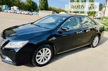 Седан Toyota Camry 2011 в Києві