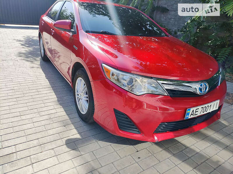 Седан Toyota Camry 2012 в Дніпрі