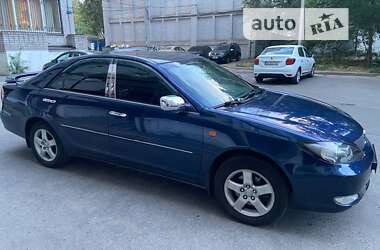 Седан Toyota Camry 2002 в Дніпрі