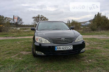 Седан Toyota Camry 2003 в Ивано-Франковске