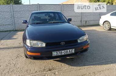 Седан Toyota Camry 1995 в Дніпрі