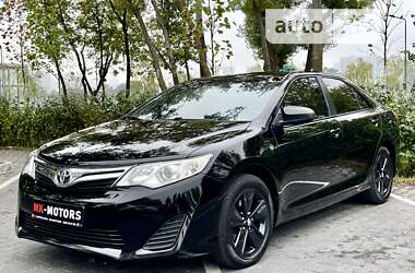 Toyota Camry 2013