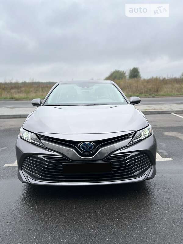 Седан Toyota Camry 2020 в Вінниці