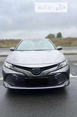 Toyota Camry 2020