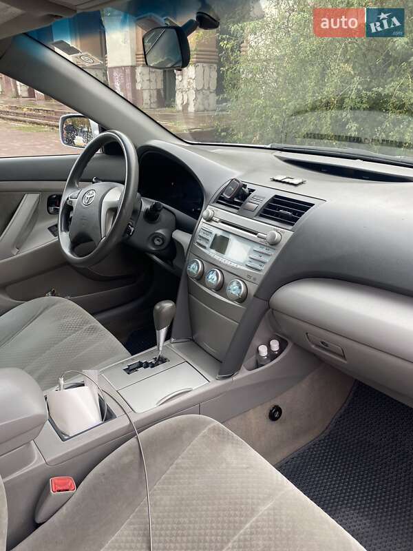 Toyota Camry 2008