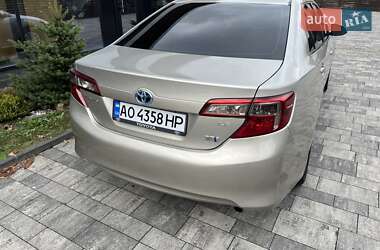 Седан Toyota Camry 2014 в Тячеве