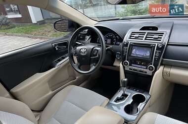 Седан Toyota Camry 2014 в Тячеве