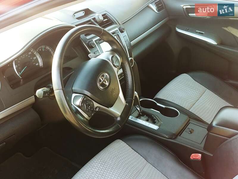 Седан Toyota Camry 2012 в Одессе
