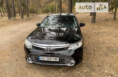 Седан Toyota Camry 2014 в Харькове