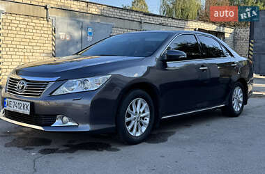 Toyota Camry 2012