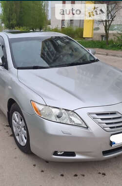 Седан Toyota Camry 2008 в Житомире