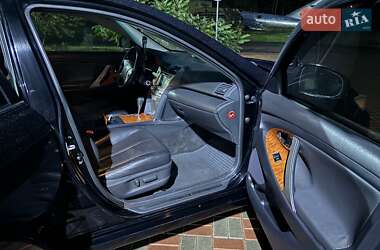Седан Toyota Camry 2010 в 