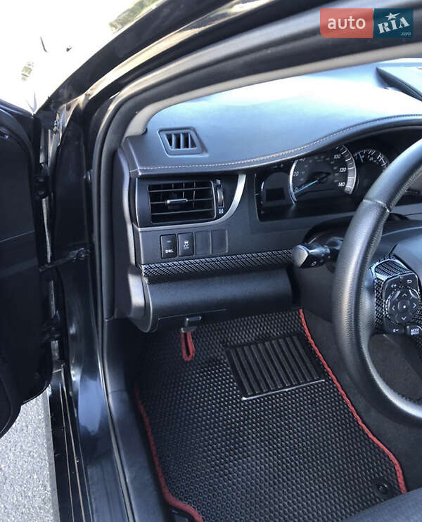 Седан Toyota Camry 2014 в Овручі