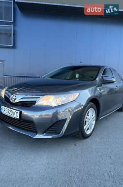 Toyota Camry 2012