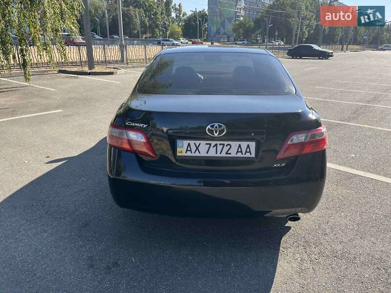 Седан Toyota Camry 2007 в Харькове