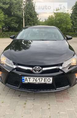 Toyota Camry 2017