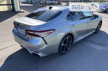 Седан Toyota Camry 2020 в Одессе