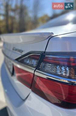 Седан Toyota Camry 2014 в 