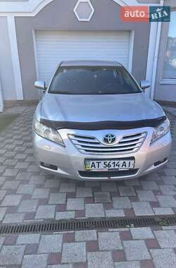 Седан Toyota Camry 2007 в Києві