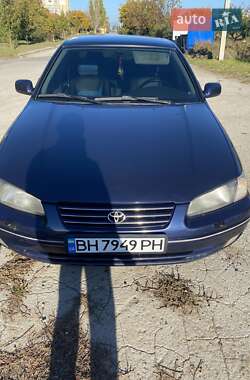 Седан Toyota Camry 1997 в Сергеевке