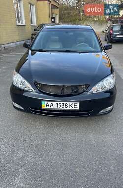 Седан Toyota Camry 2005 в Києві