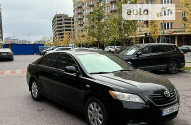 Седан Toyota Camry 2007 в Києві