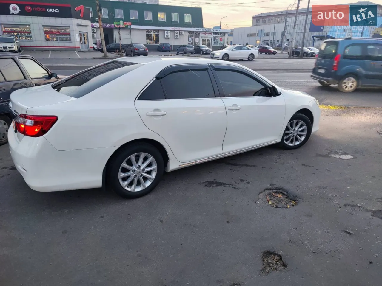 2012 Toyota Camry - мініатюра 21
