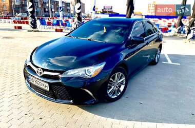 Toyota Camry 2015