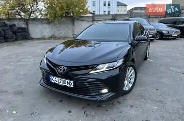 Toyota Camry 2017