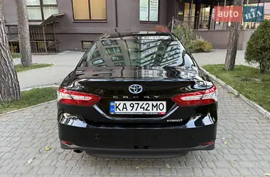 Toyota Camry 2020