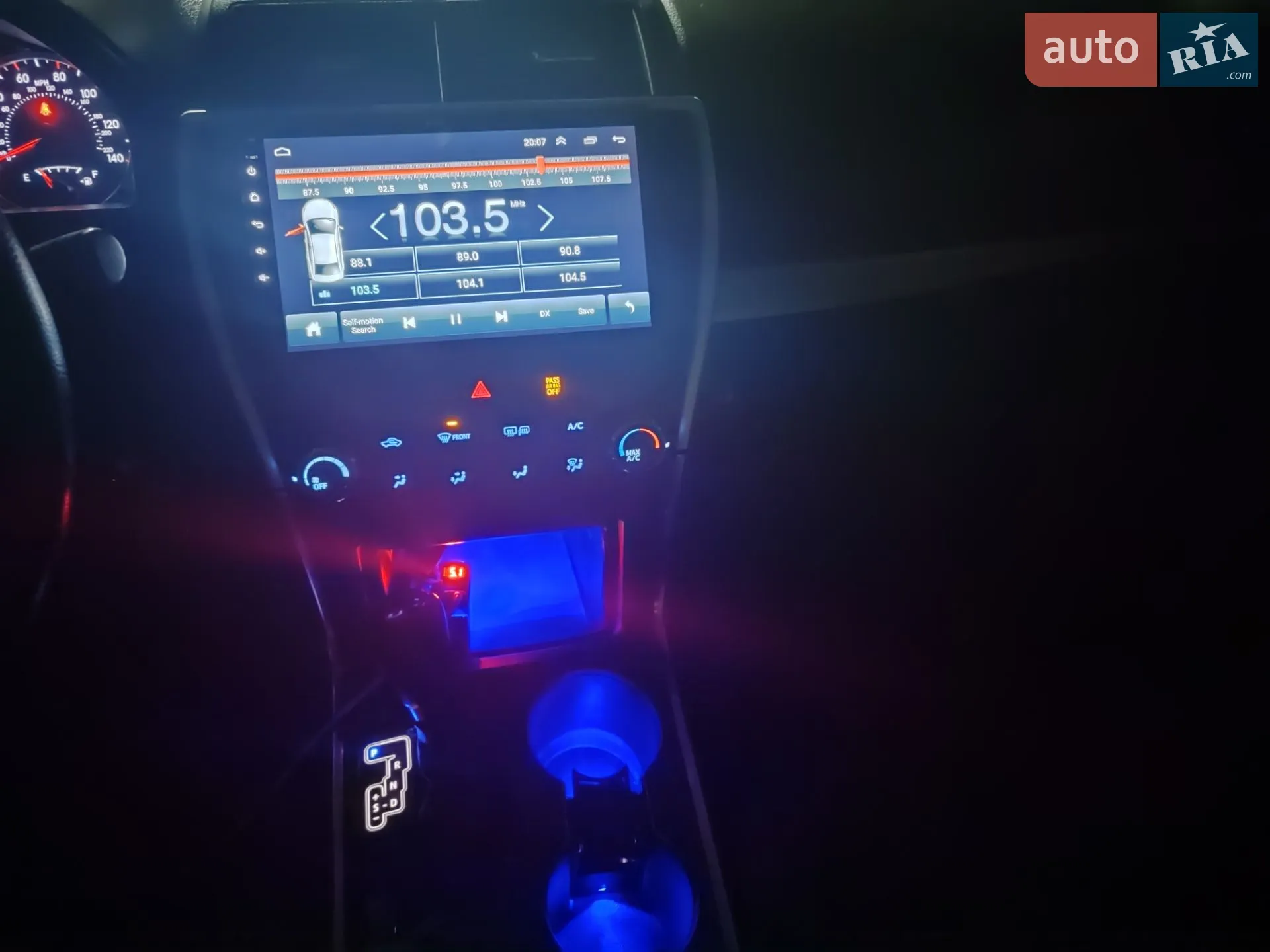 2016 Toyota Camry - мініатюра 22