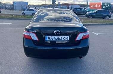 Седан Toyota Camry 2007 в Києві