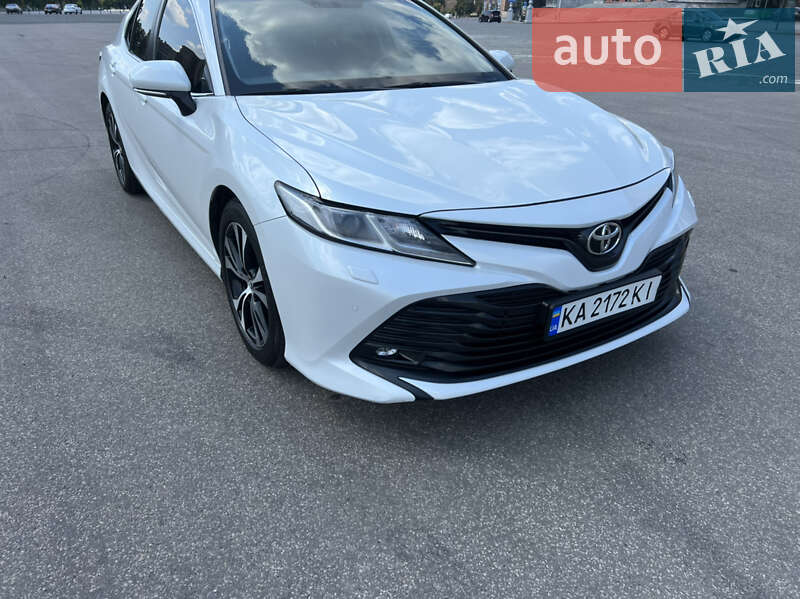 Седан Toyota Camry 2017 в Харькове фото 4 Седан Toyota Camry 2017 в Харькове