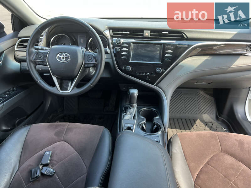 Седан Toyota Camry 2017 в Харькове фото 15 Седан Toyota Camry 2017 в Харькове