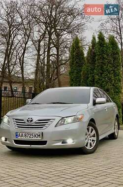 Седан Toyota Camry 2006 в Прилуках