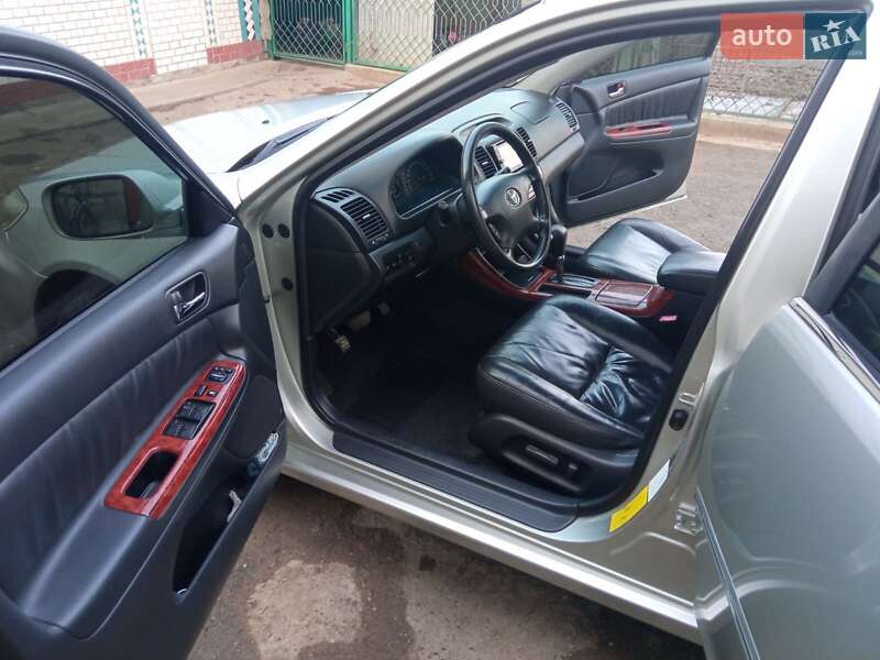 Седан Toyota Camry 2003 в Чорткові