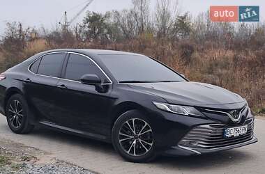 Toyota Camry 2018