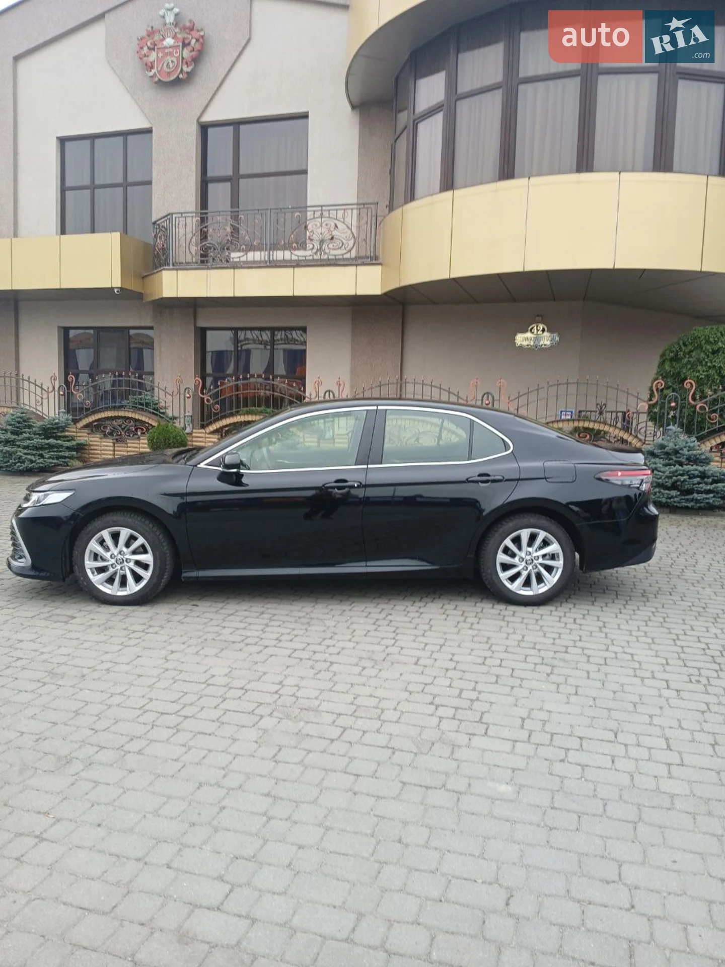 2023 Toyota Camry - мініатюра 3